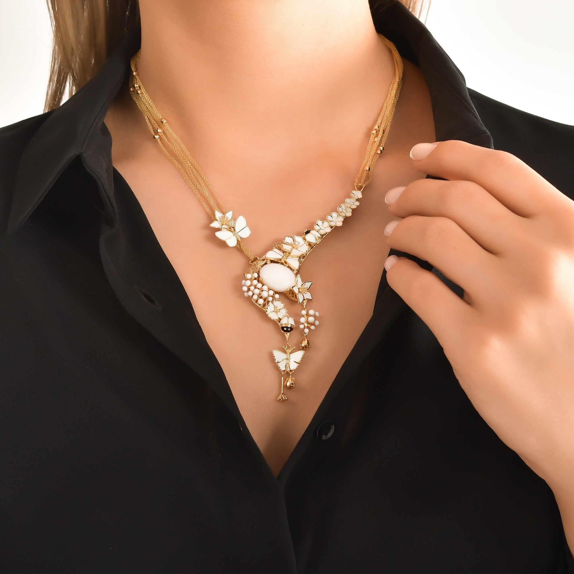 White Dreams колье