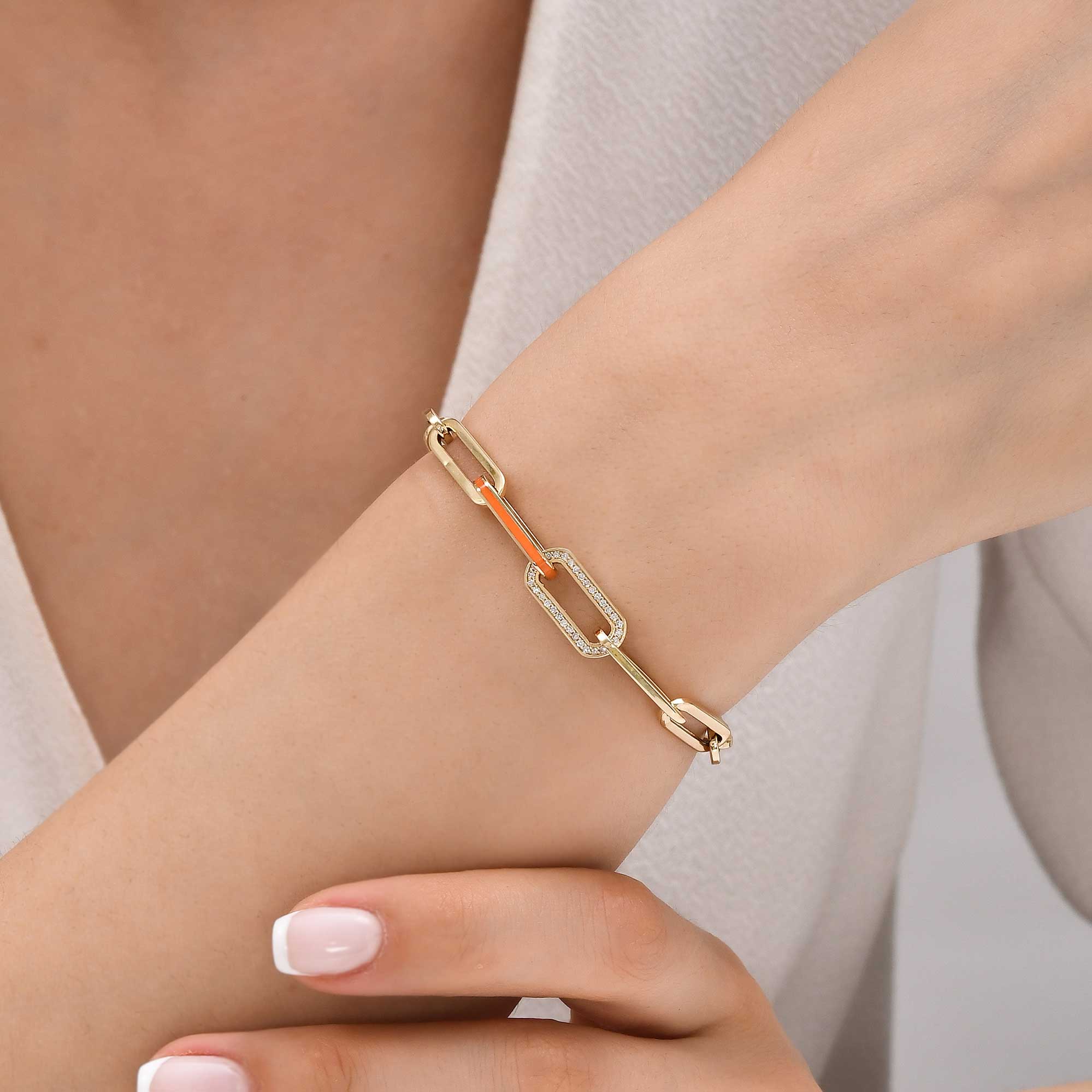 Attach браслет