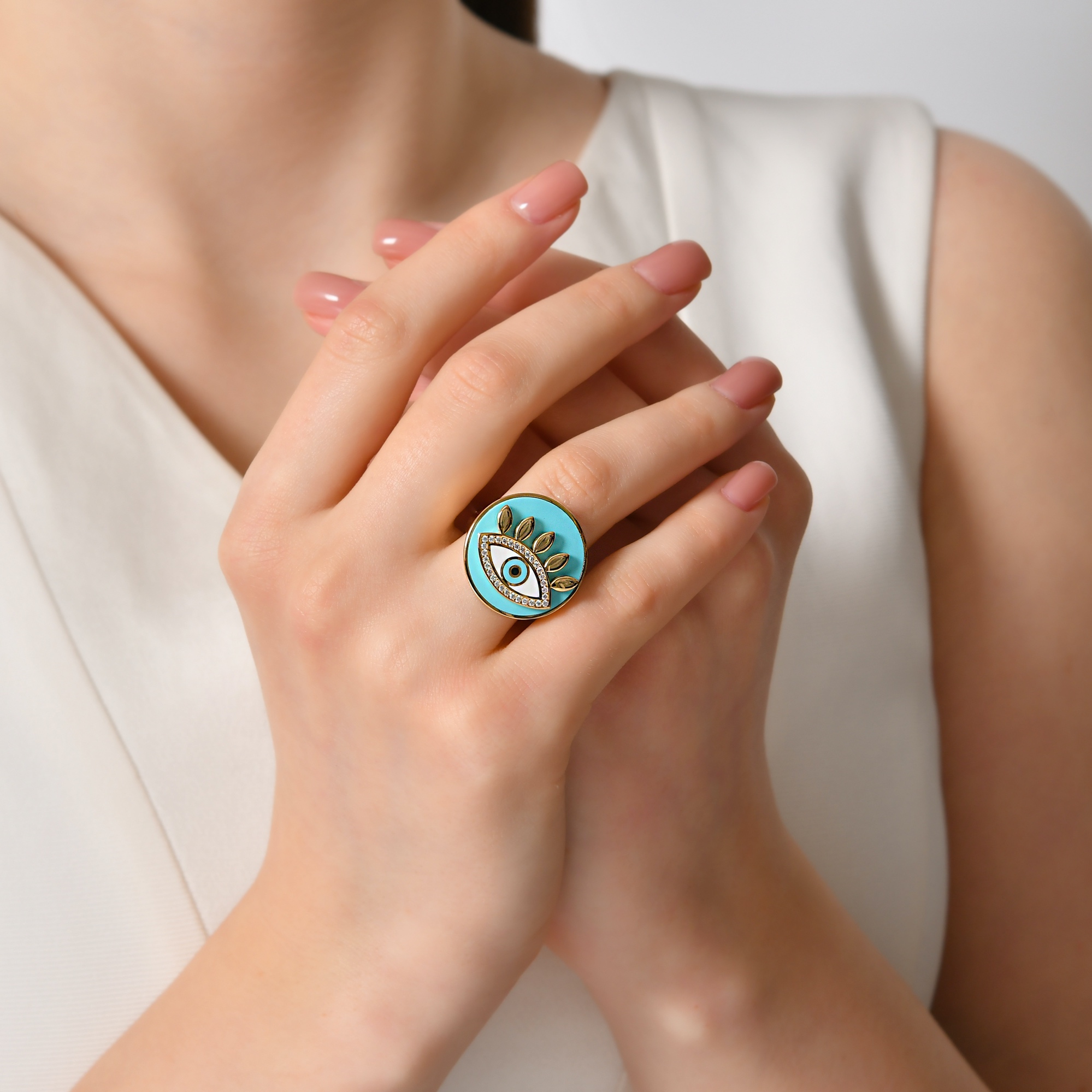 Eyes On You кольцо