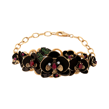 Золотое кольцо с бриллиантами в форме цветка